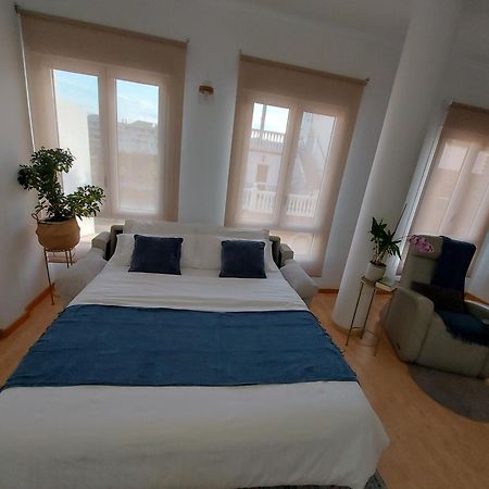 Apartamento Las Floritas Malaga Ngoại thất bức ảnh