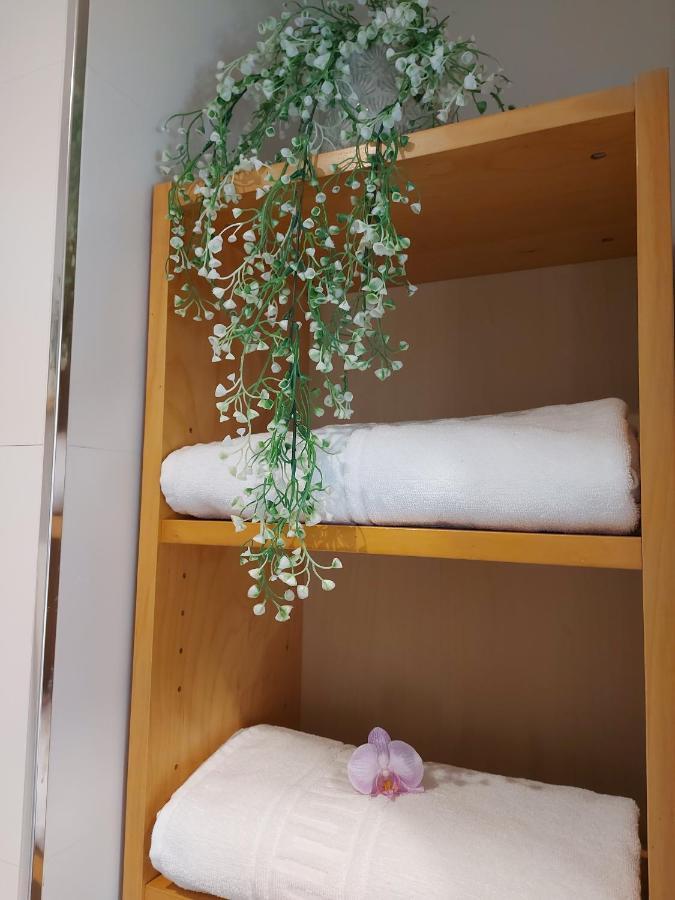 Apartamento Las Floritas Malaga Ngoại thất bức ảnh