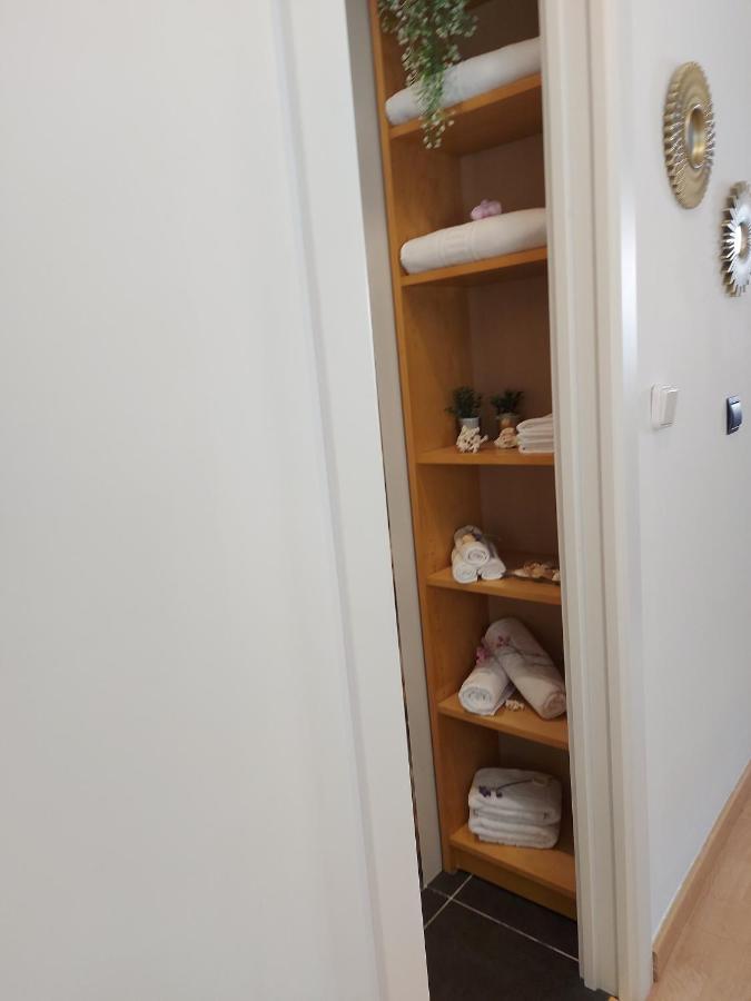 Apartamento Las Floritas Malaga Ngoại thất bức ảnh