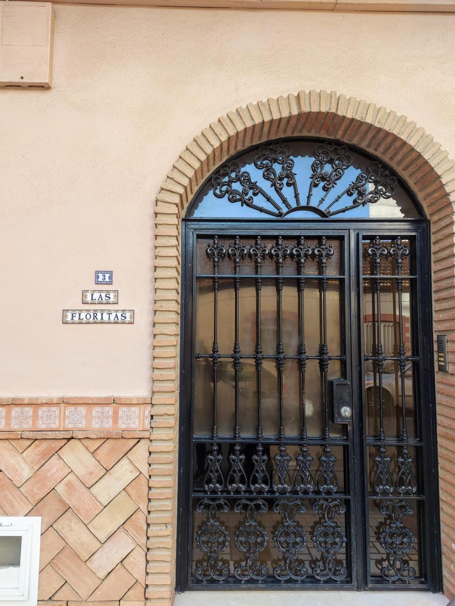 Apartamento Las Floritas Malaga Ngoại thất bức ảnh
