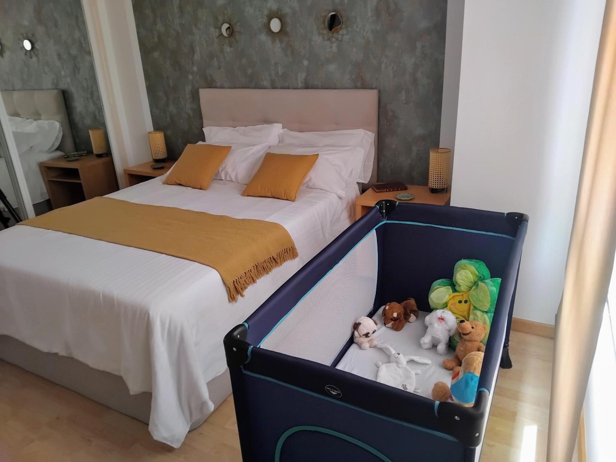 Apartamento Las Floritas Malaga Ngoại thất bức ảnh